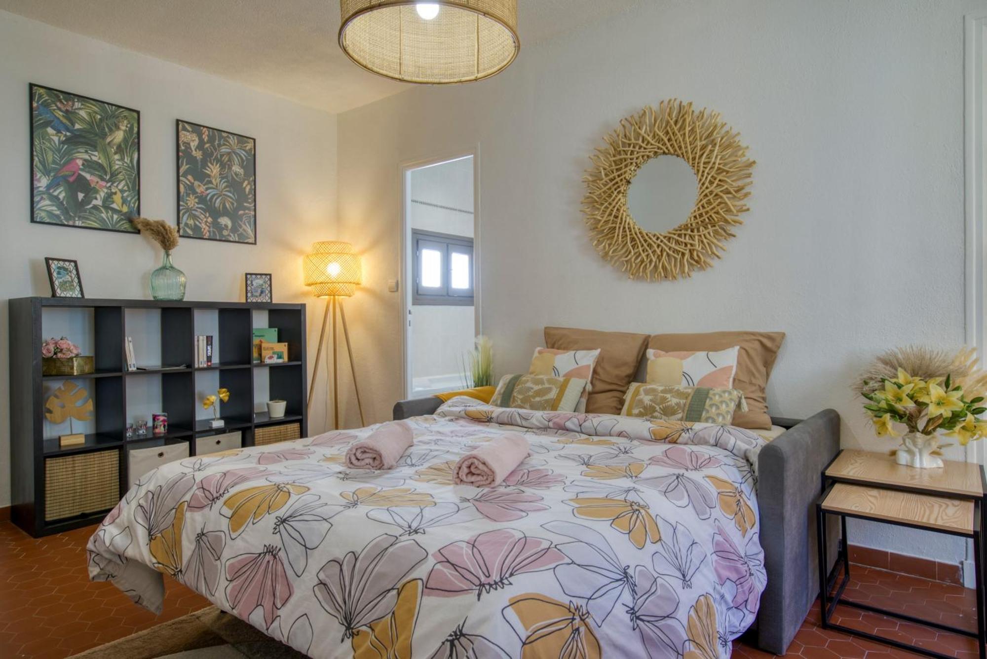 Cosy, Modern, Fully Equipped, Air Conditioning, Nice Historical, Old Town, 1Minute Walk From Beach - "Le Bunico 4" Εξωτερικό φωτογραφία